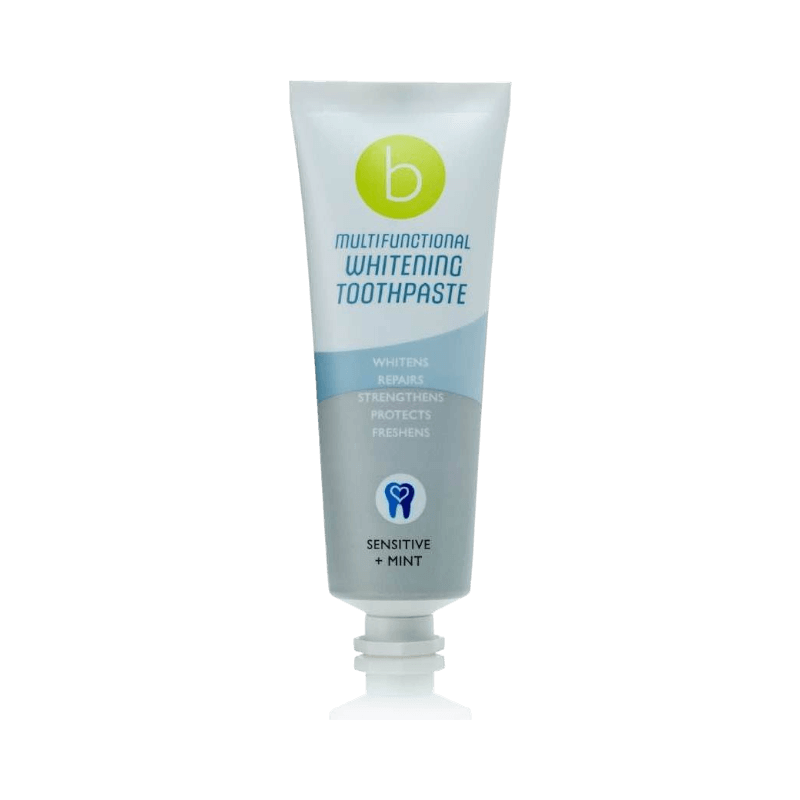 BeconfiDent whitening tandpasta til følsomme tænder med mintsmag – styrker, beskytter og frisker op.